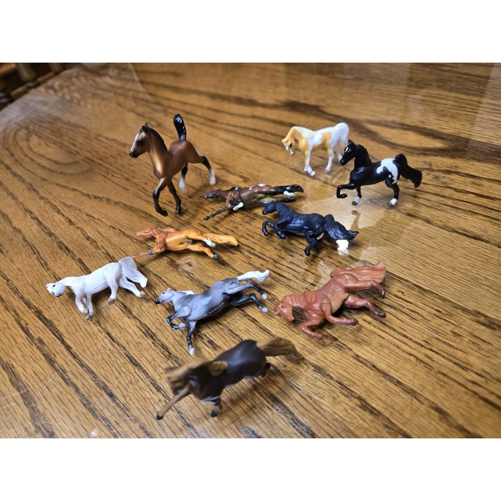 Breyer Model Horses Mixed Lot Of 31 - Picture 3 of 16